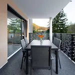 Bps #4 Flair Apartman *