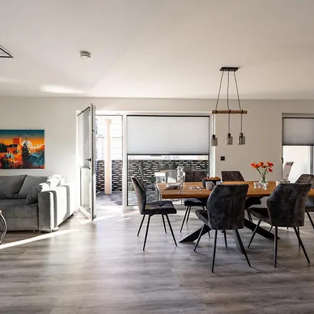Appartamento #4 Jsliving Comfort - Privater Balkon Bad Kueche Smarttv Wlan Kostenlose Parkplaetze Horb am Neckar