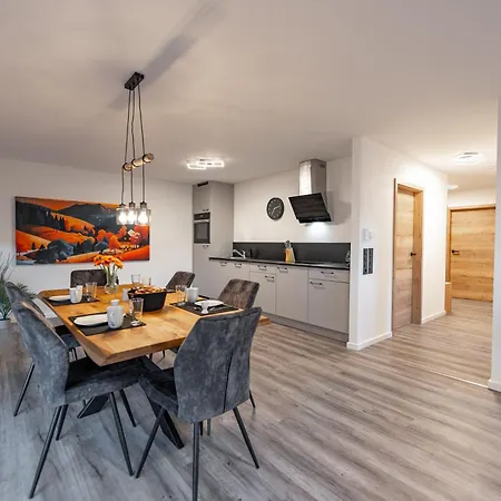 Appartamento #4 Jsliving Comfort - Privater Balkon Bad Kueche Smarttv Wlan Kostenlose Parkplaetze Horb am Neckar